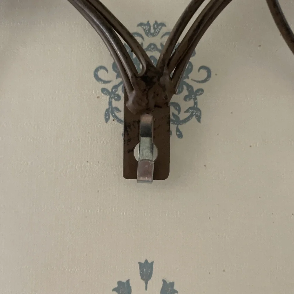 Heart Wreath Metal Vine‎ with Leaves Two Bird Three Eggs